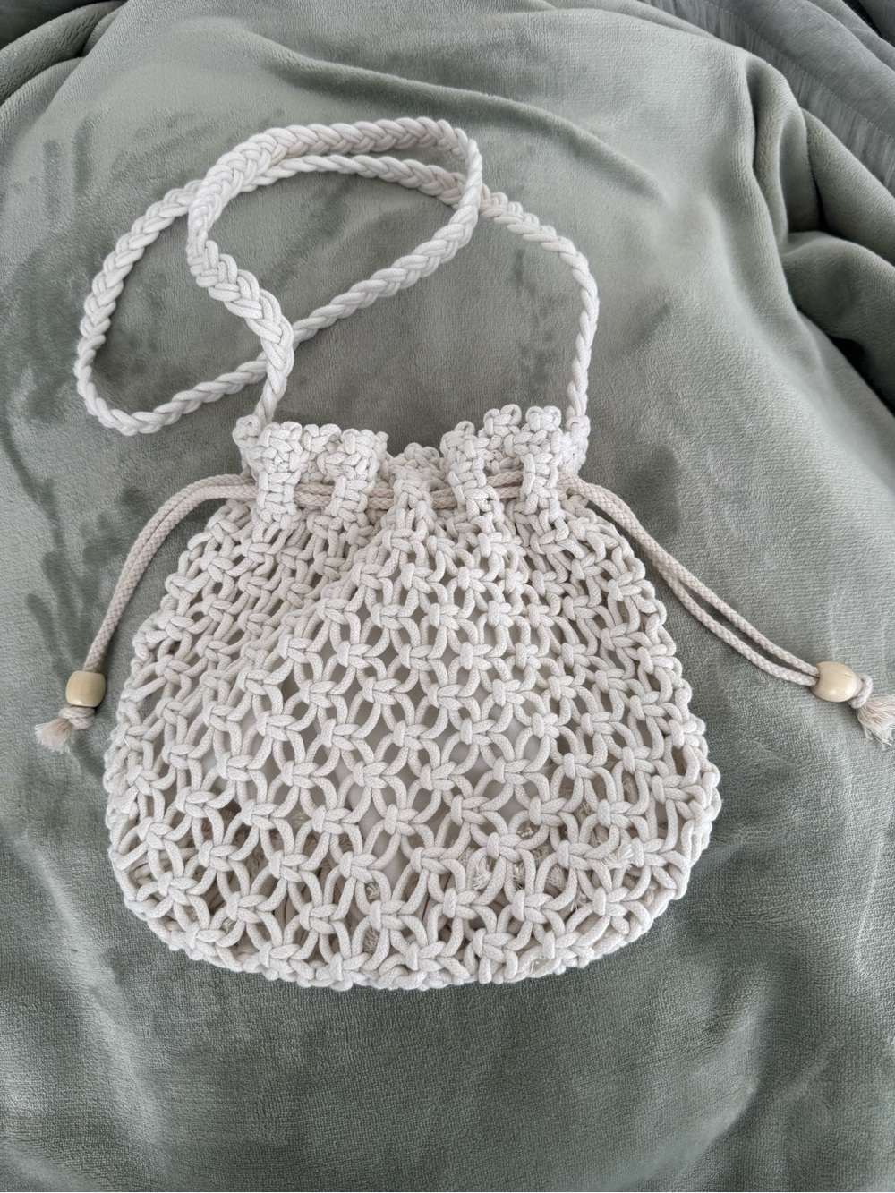 Macrame Drawstring Bucket Bag in Cream - Picture 4 of 4